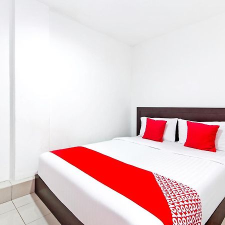 Super Oyo 321 Hotel D'Elegant Kuala Lumpur Exterior photo