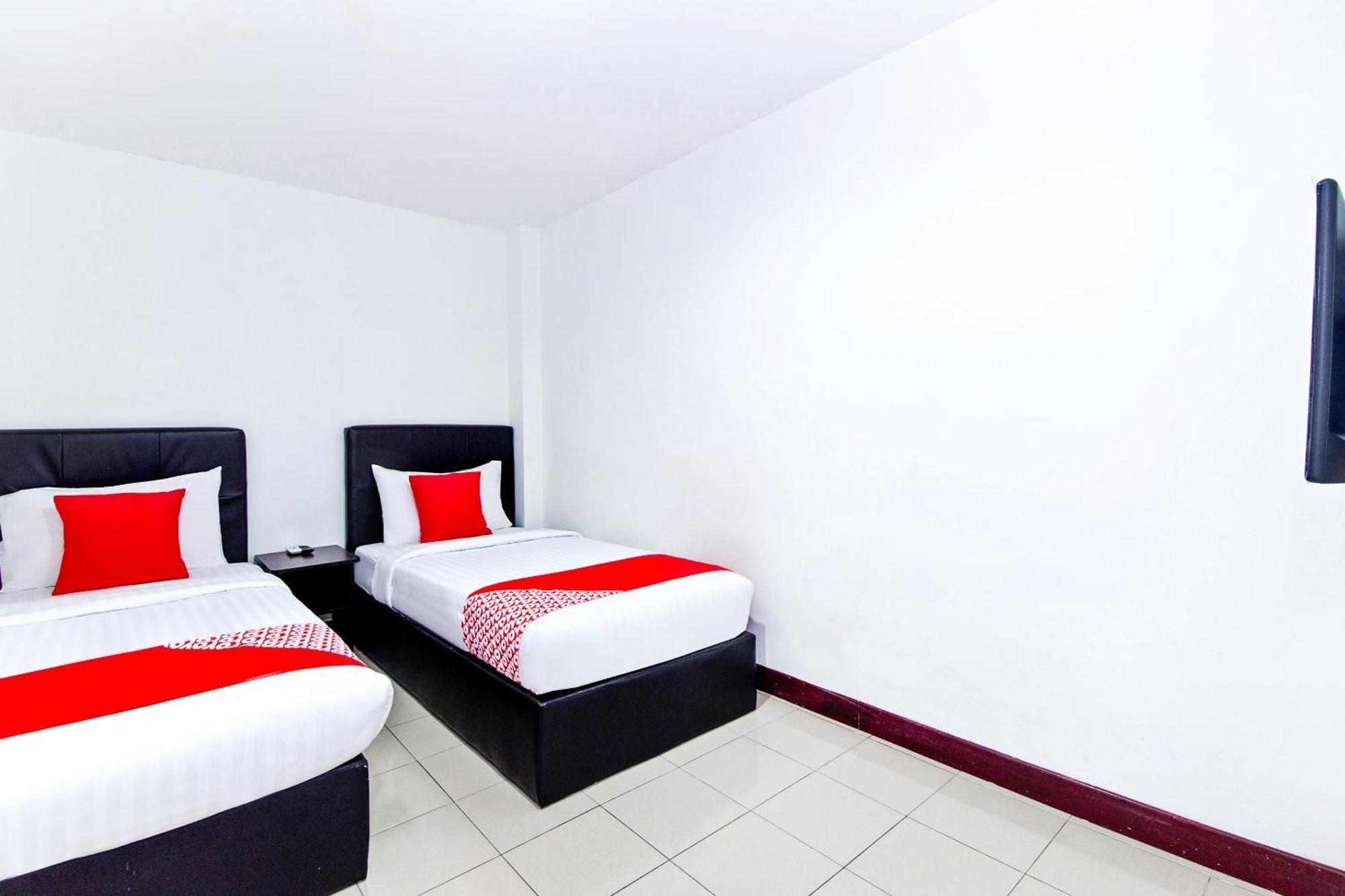 Super Oyo 321 Hotel D'Elegant Kuala Lumpur Exterior photo